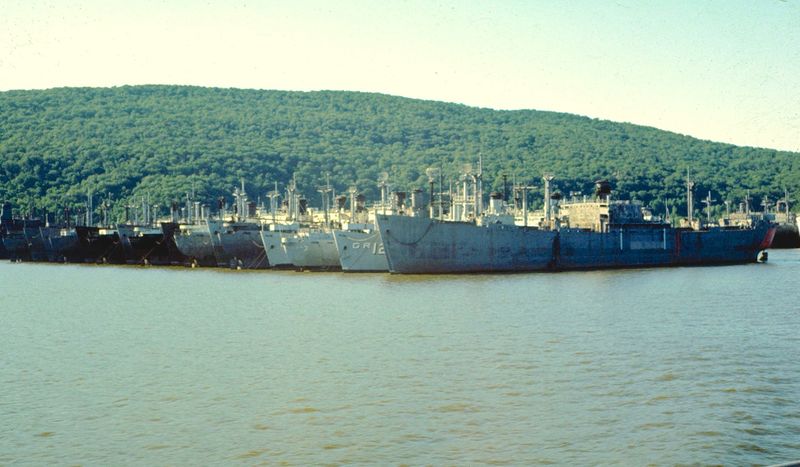 File:Hudson River National Defense Reserve Fleet.jpg