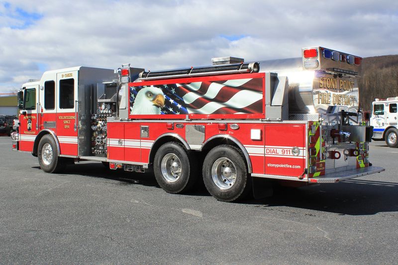 File:18-Tanker 2017 03.jpg