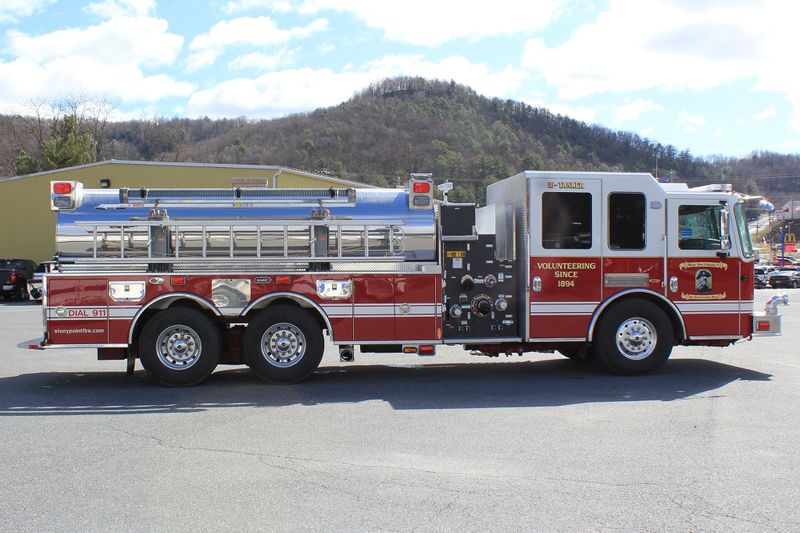File:18-Tanker 2017 05.jpg