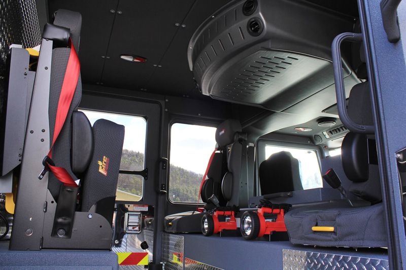 File:18-Tanker 2017 06.jpg