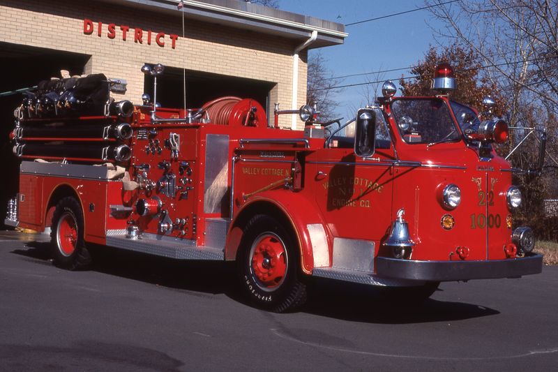 File:22-1000 1957.jpg