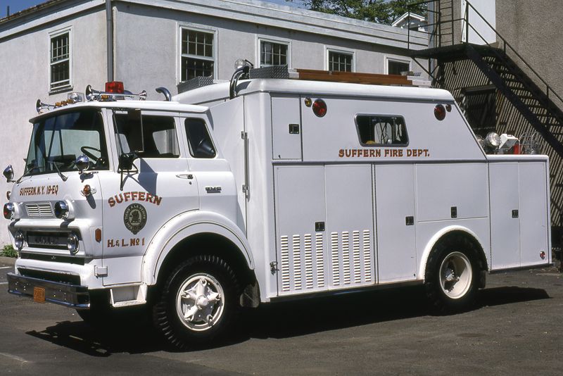 File:19-EQ 1973.jpg