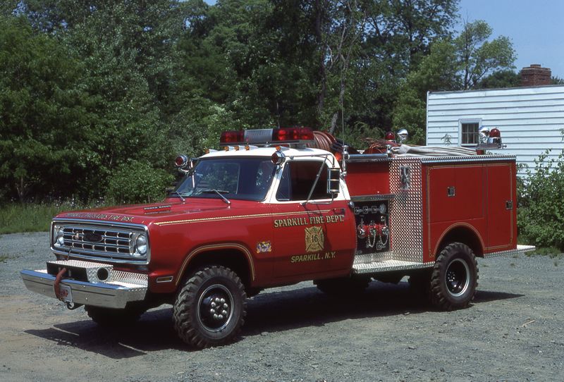 File:16-MP 1976.jpg