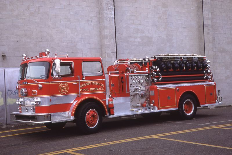 File:12-1000 1964.jpg
