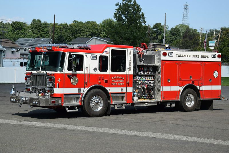 File:20-Tanker (2014).jpg