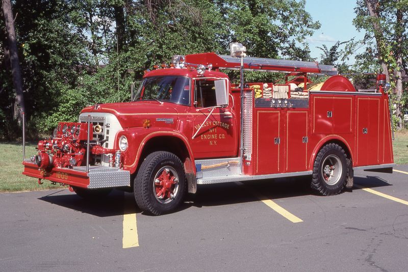 File:22-1000 1977.jpg