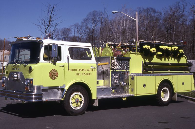 File:25-Tanker 1982.jpg