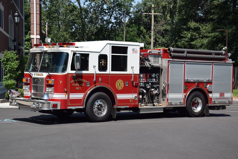 File:6-Tanker 2012.jpg